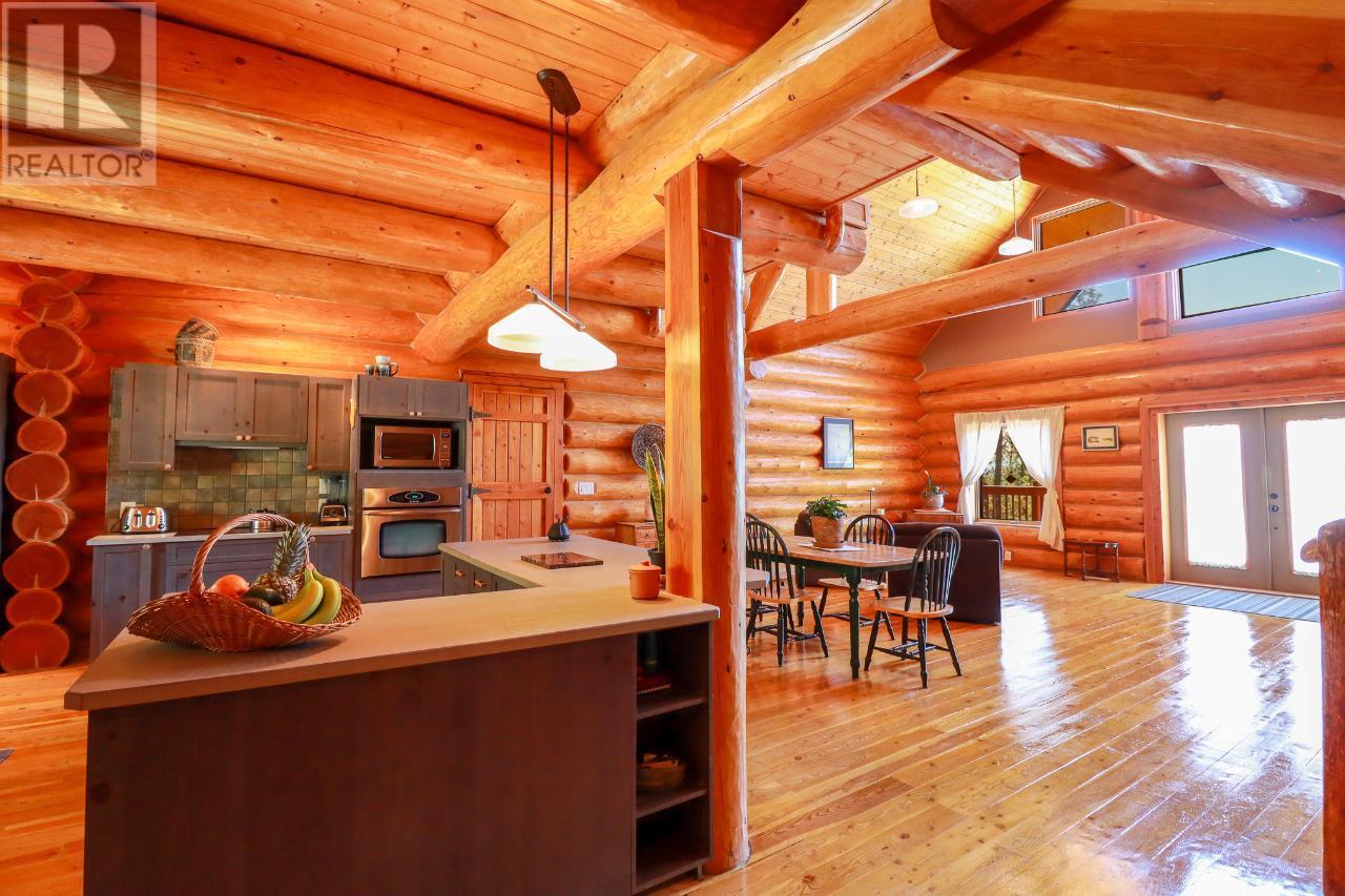 3901 COTTONWOOD Lane, Naramata