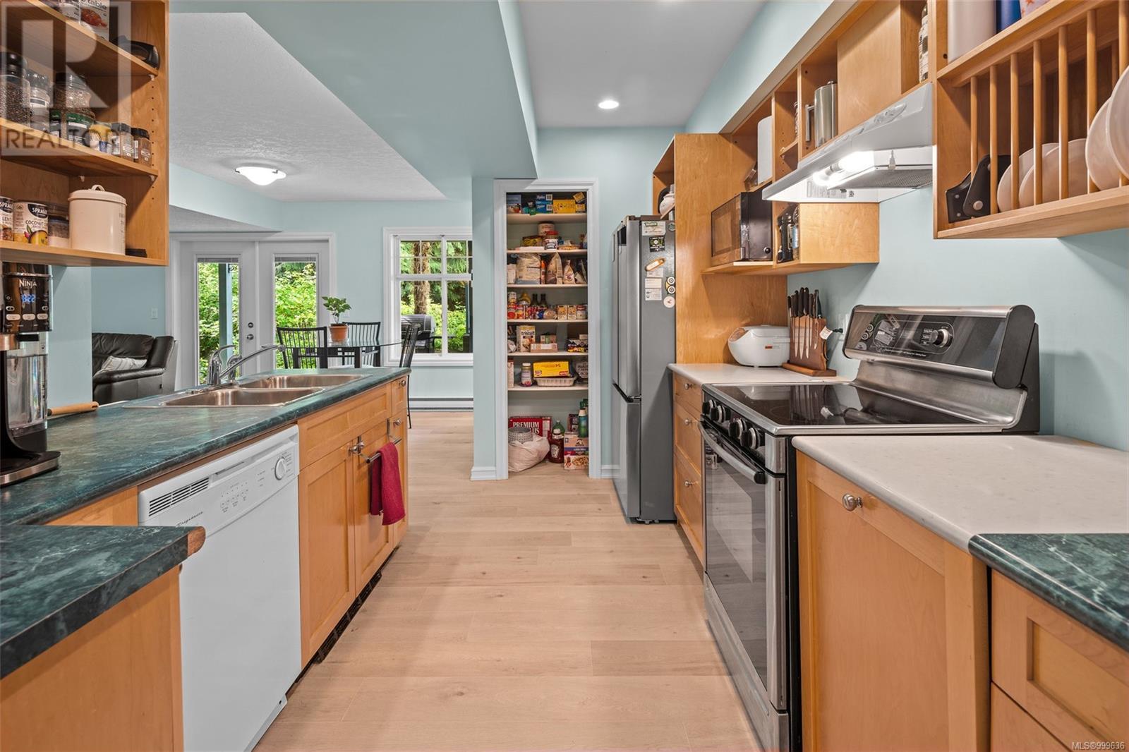  2102 Mowich Drive, Sooke