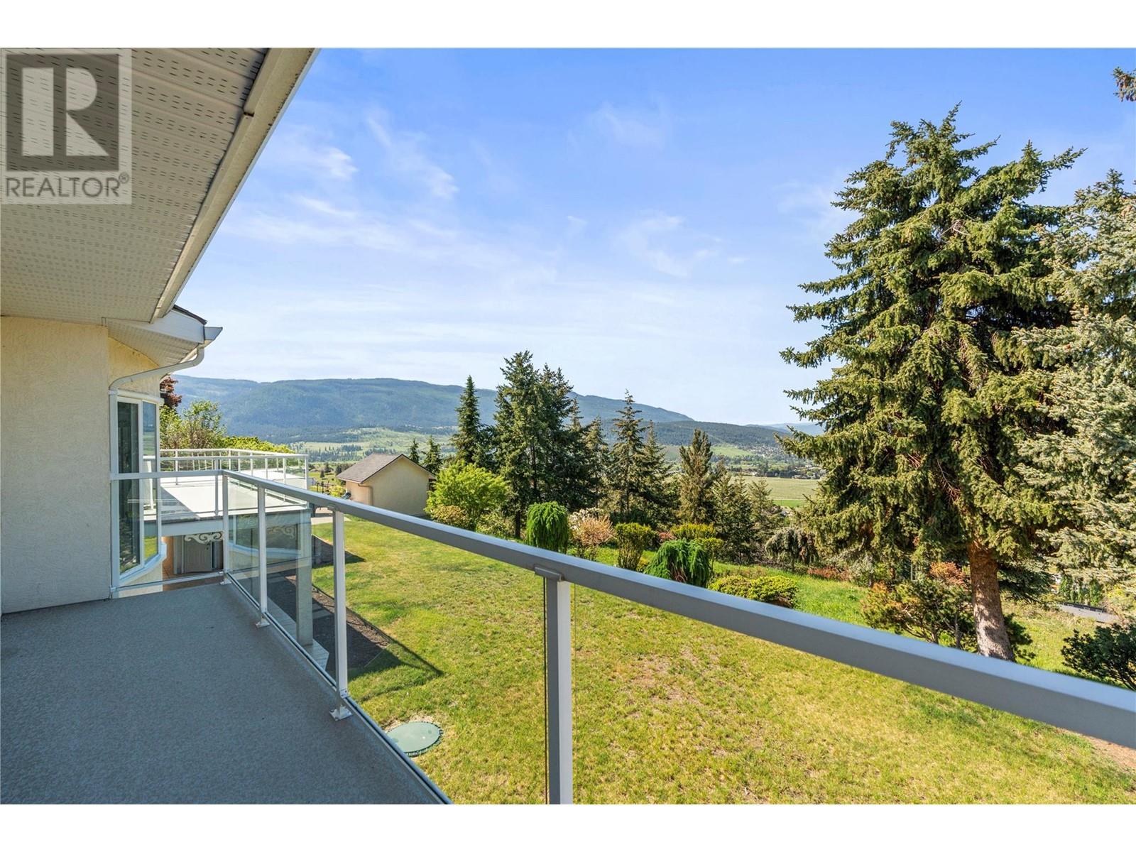 626 Upland Drive, Coldstream