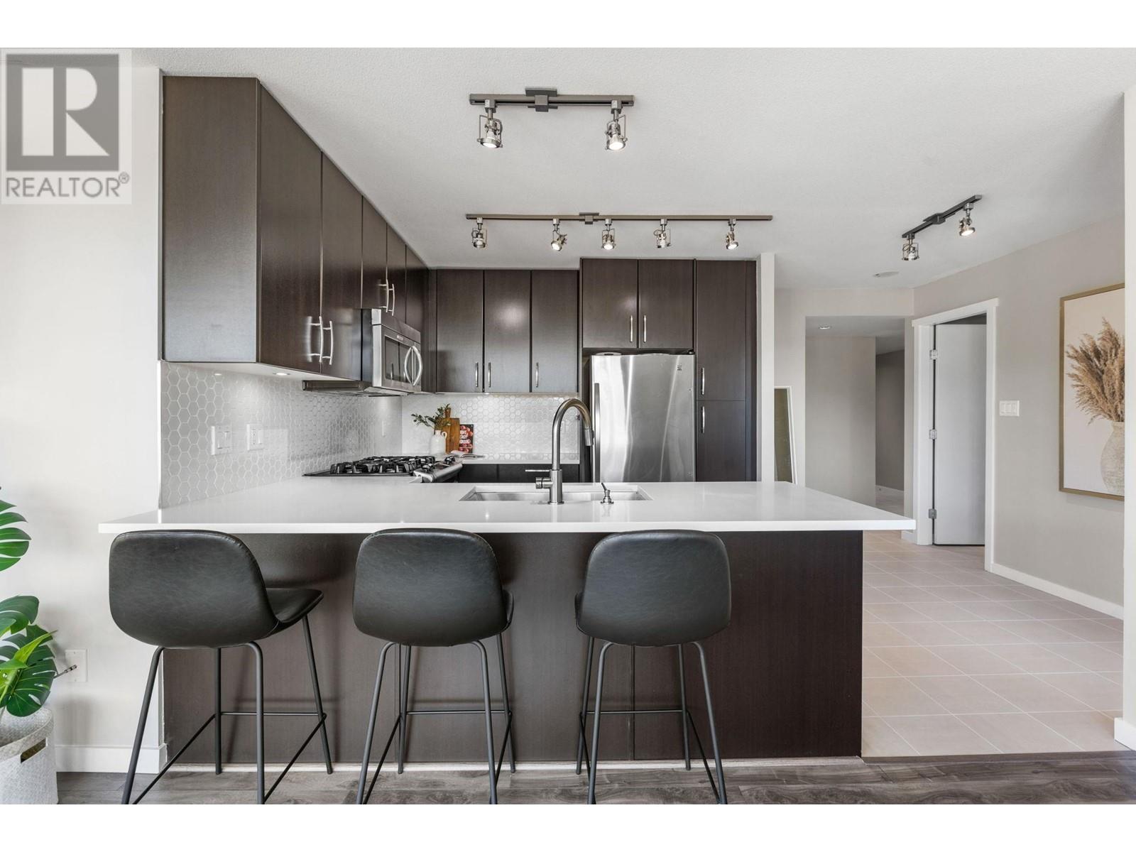 706 651 NOOTKA WAY, Port Moody real estate listing R2999993