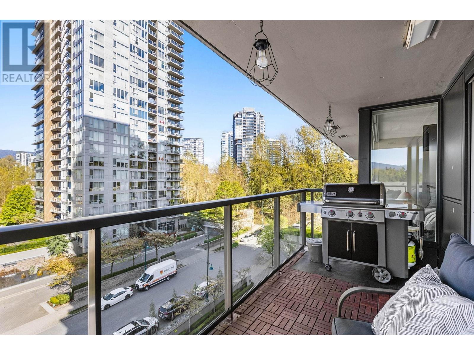 706 651 NOOTKA WAY, Port Moody real estate listing R2999993