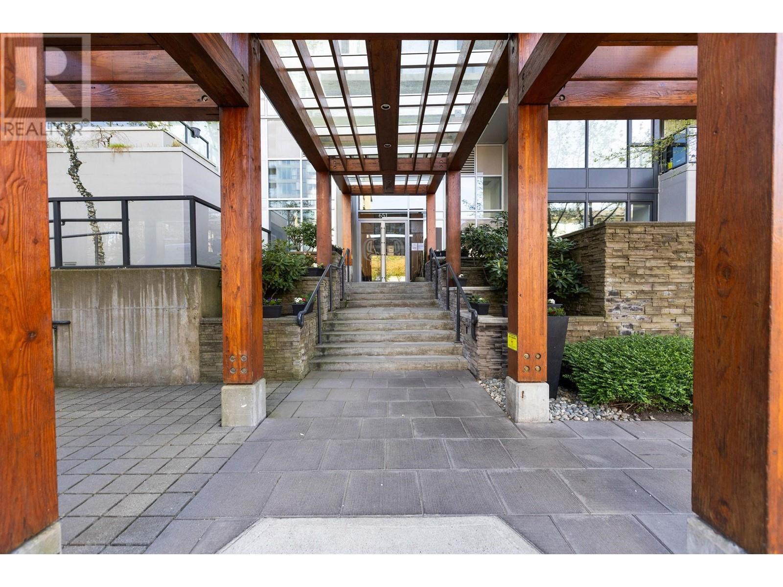 706 651 NOOTKA WAY, Port Moody real estate listing R2999993