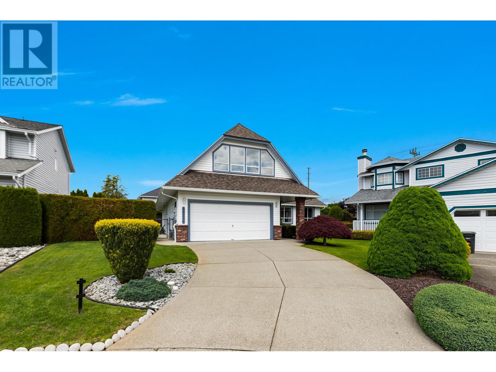 12235 CYPRESS COURT, Pitt Meadows real estate listing for sale