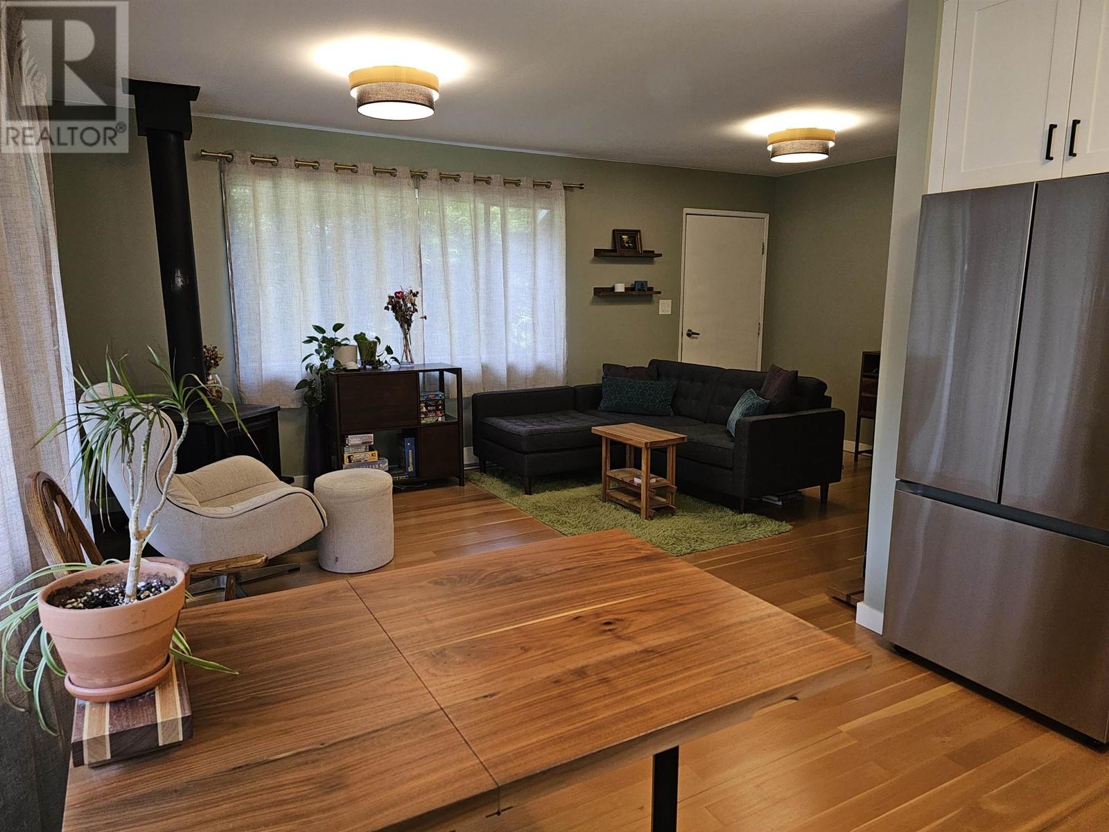 12649 MERRILL CRESCENT, Sechelt