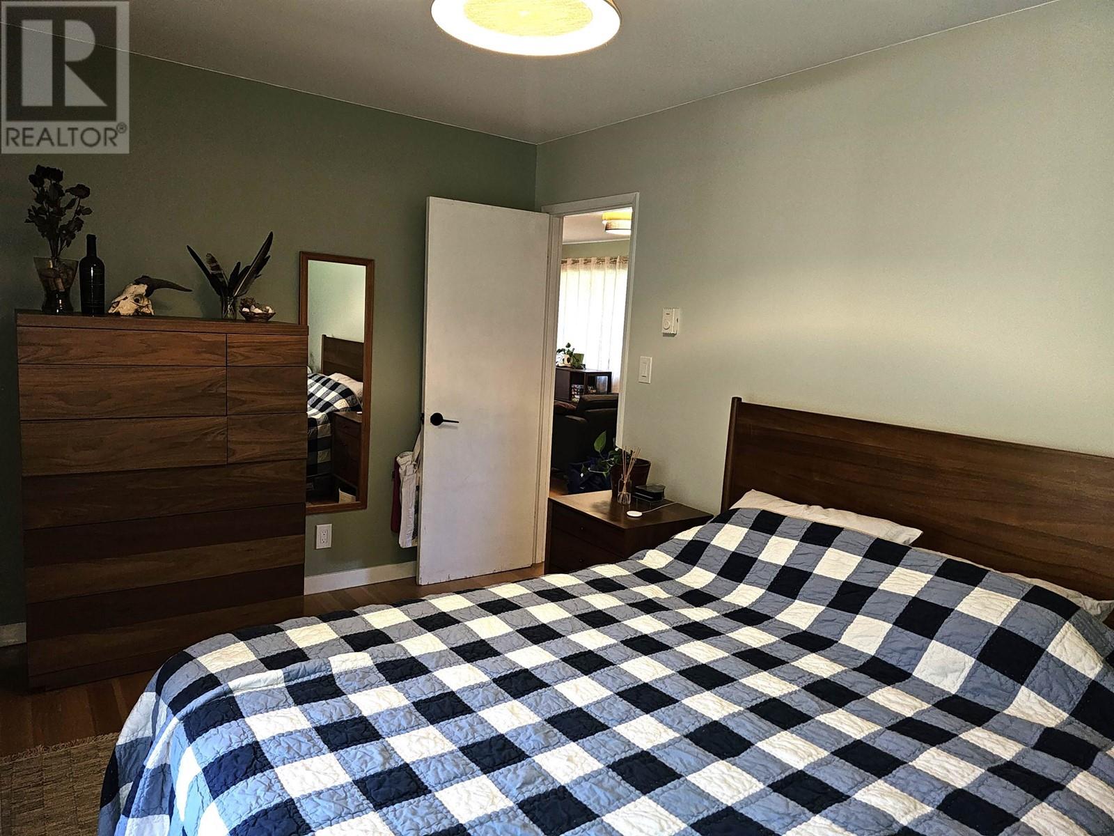 12649 MERRILL CRESCENT, Sechelt