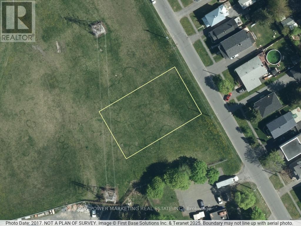 Photo 10 of 9 11 19 Danis Avenue, Cornwall ON