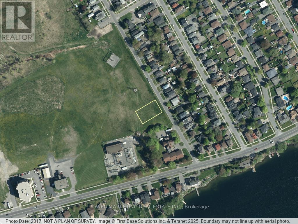 Photo 12 of 9 11 19 Danis Avenue, Cornwall ON