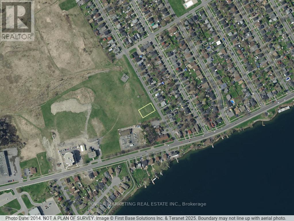 Photo 9 of 9 11 19 Danis Avenue, Cornwall ON