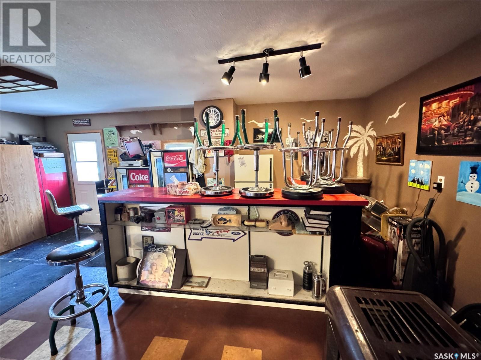 Photo 12 of 302 9th Street, Humboldt SK