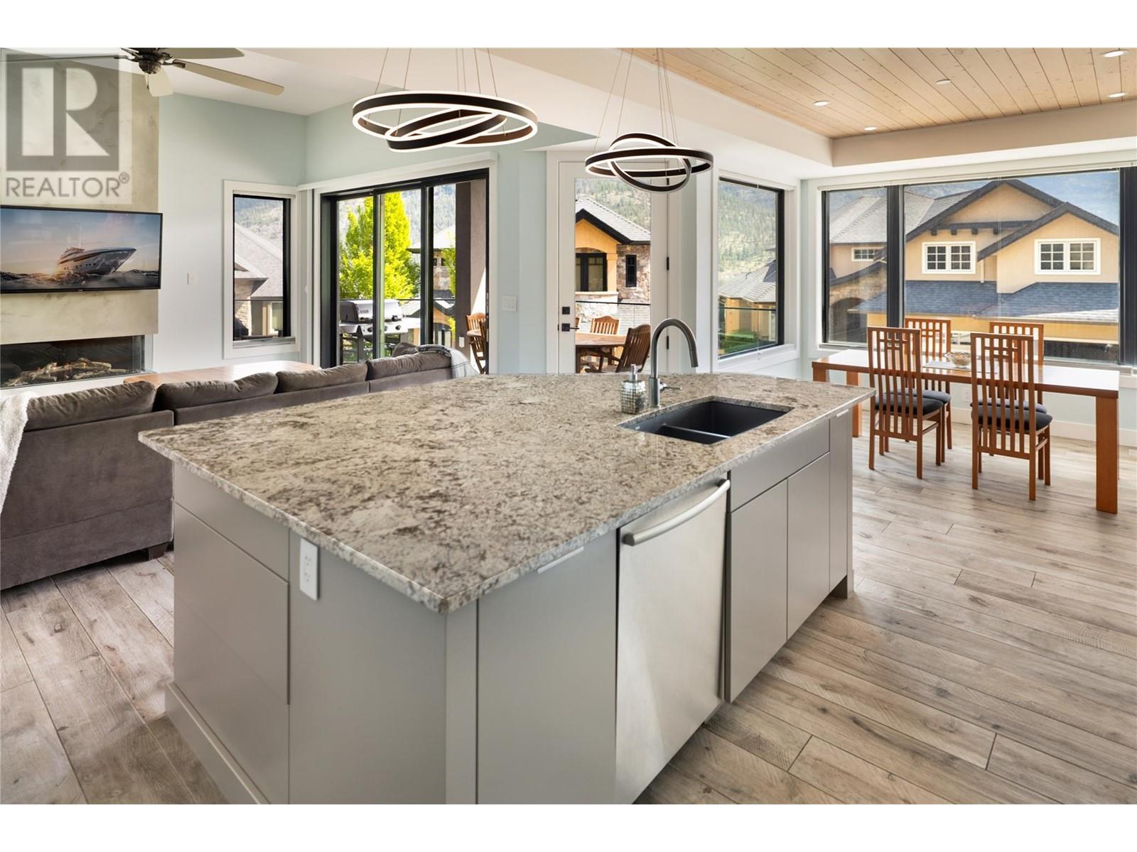 34 18451 CRYSTAL WATERS Road, Lake Country