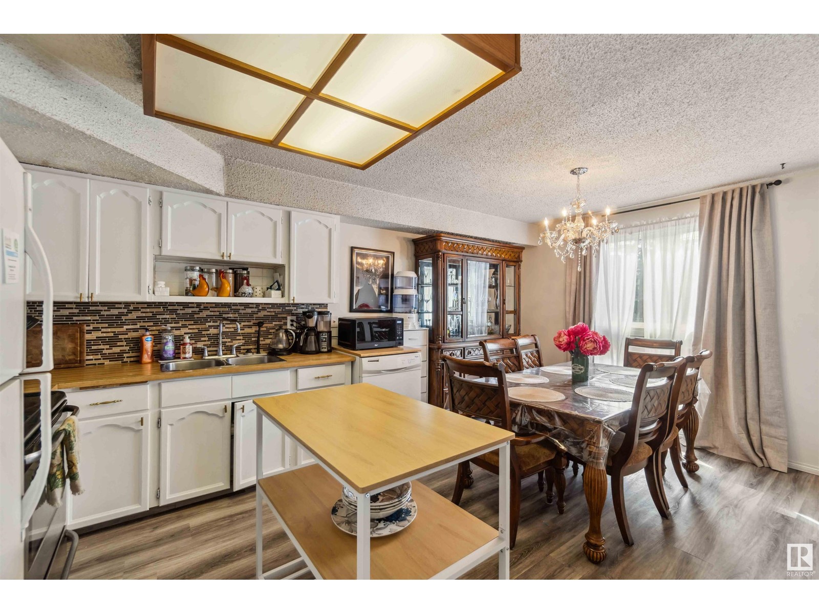 13890 24 ST NW, Edmonton