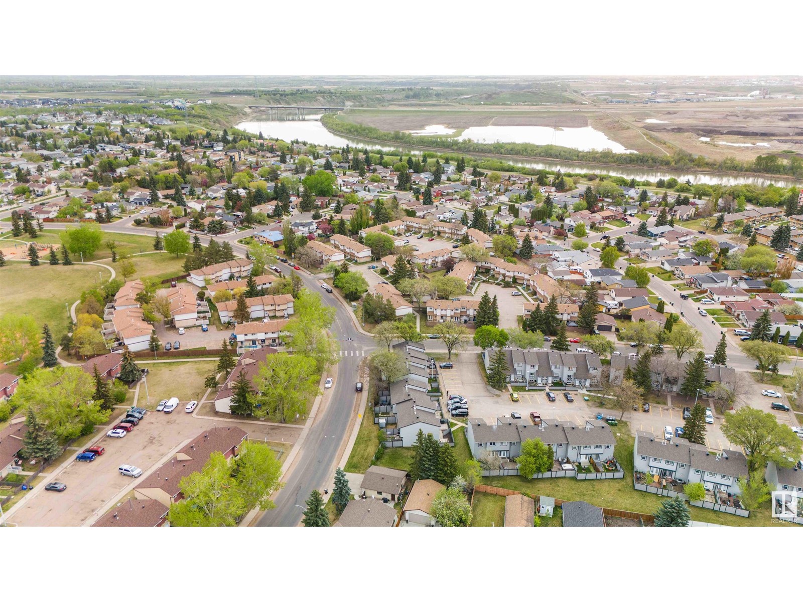 13890 24 ST NW, Edmonton