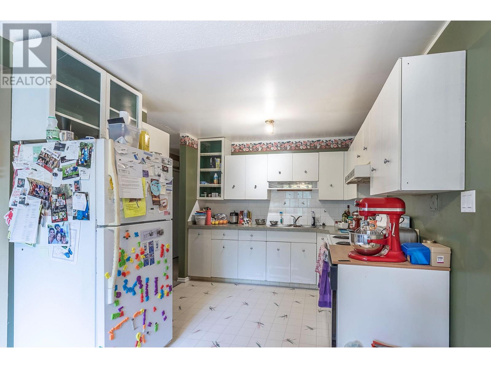 43 Hall Road, Enderby
