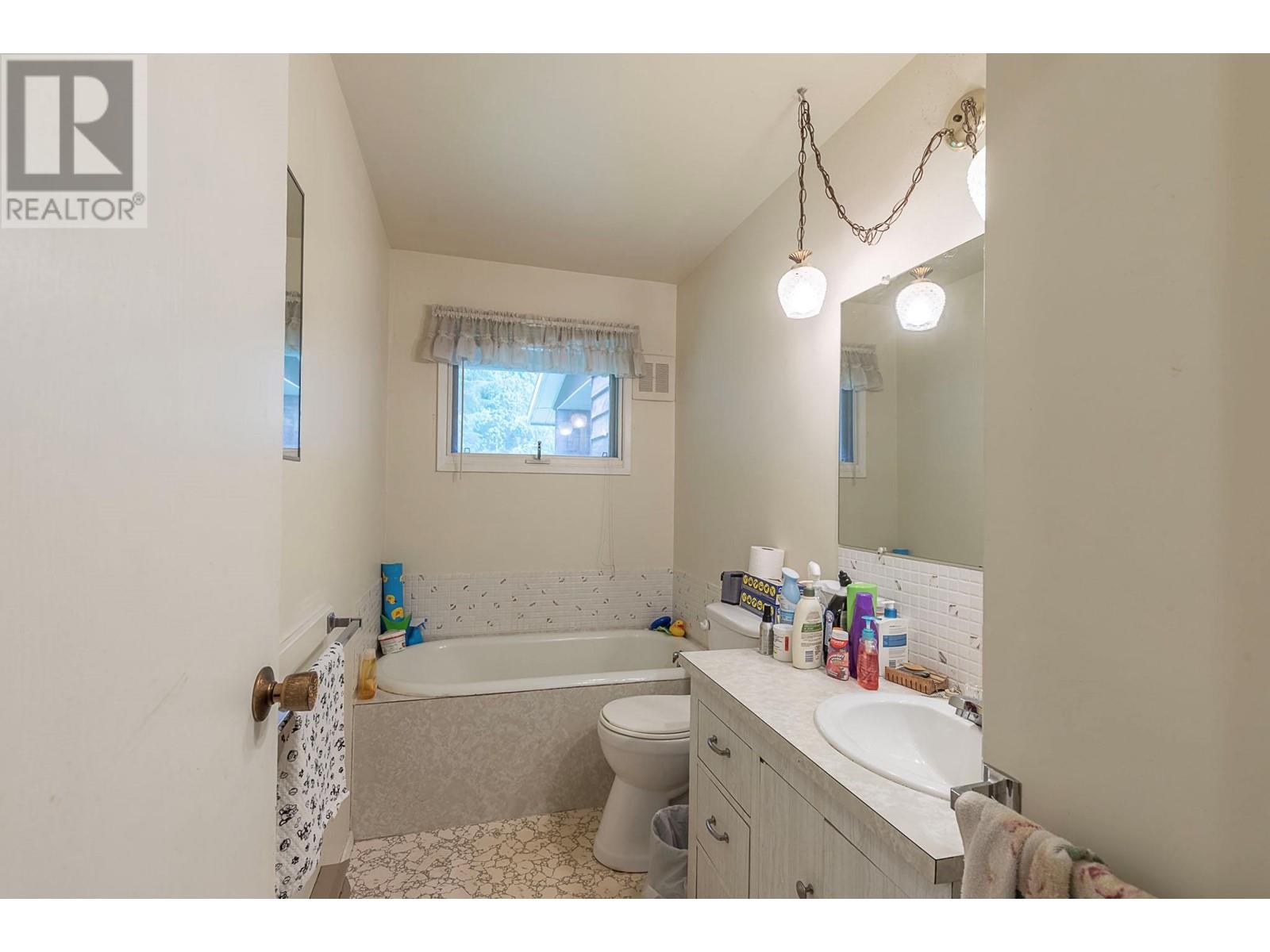  43 Hall Road, Enderby