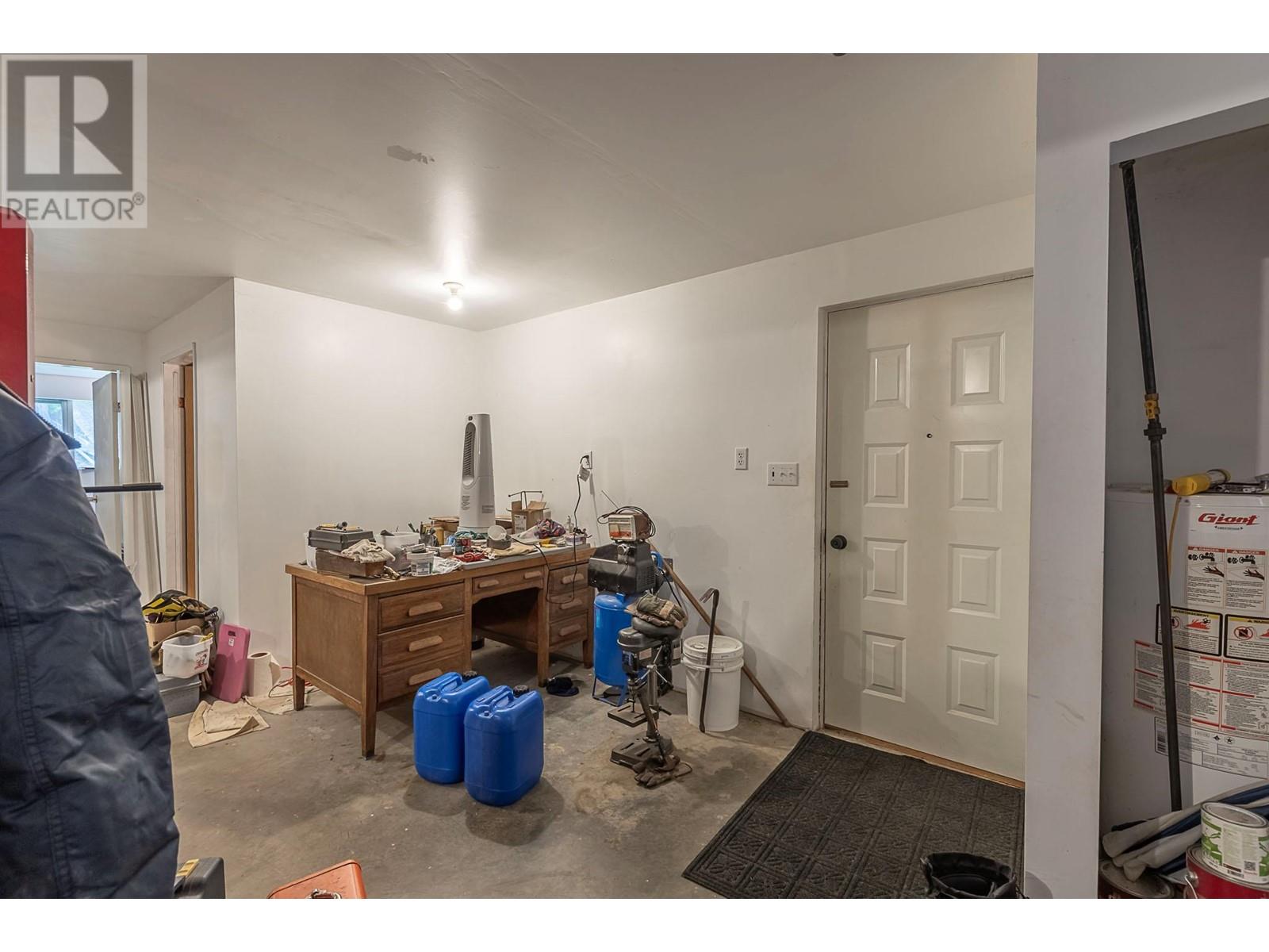 43 Hall Road, Enderby