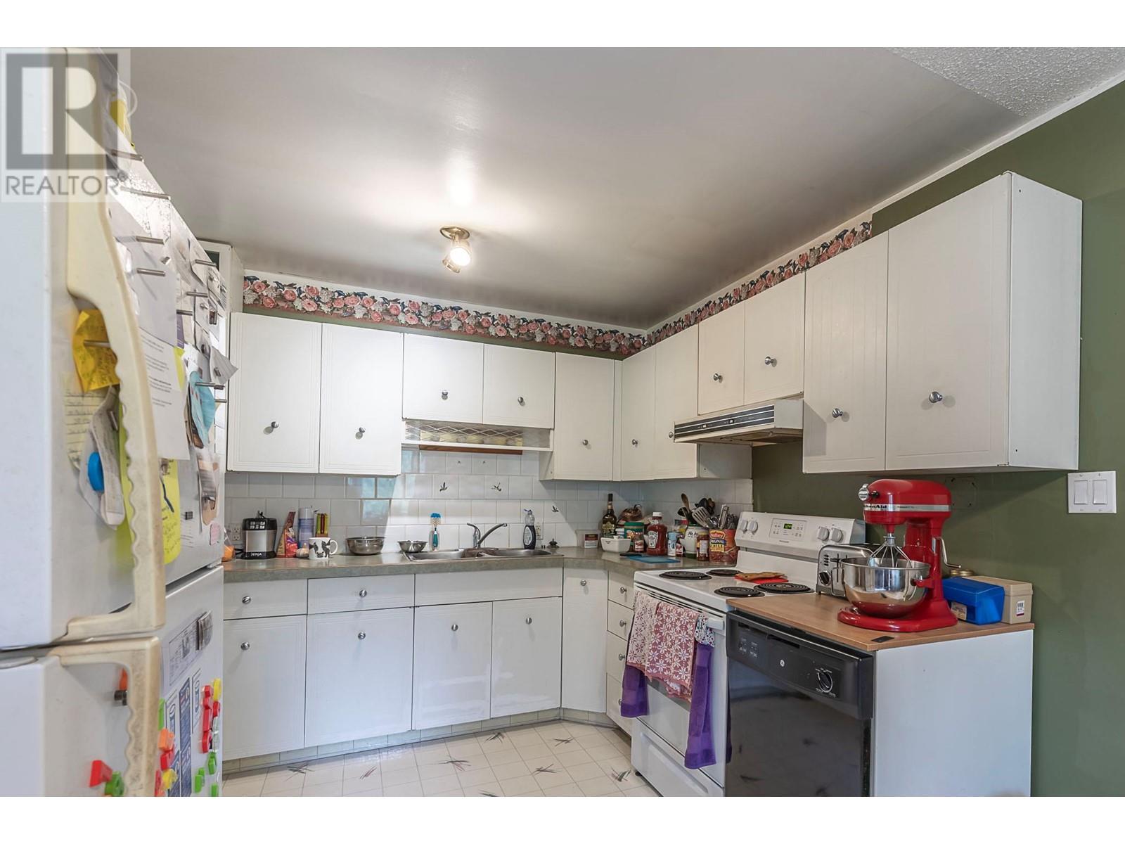 43 Hall Road, Enderby