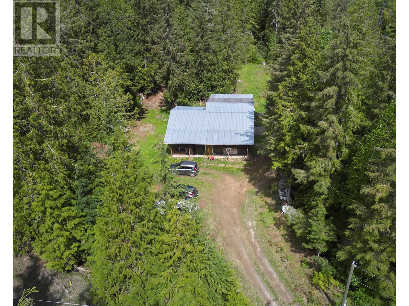 43 Hall Road, Enderby