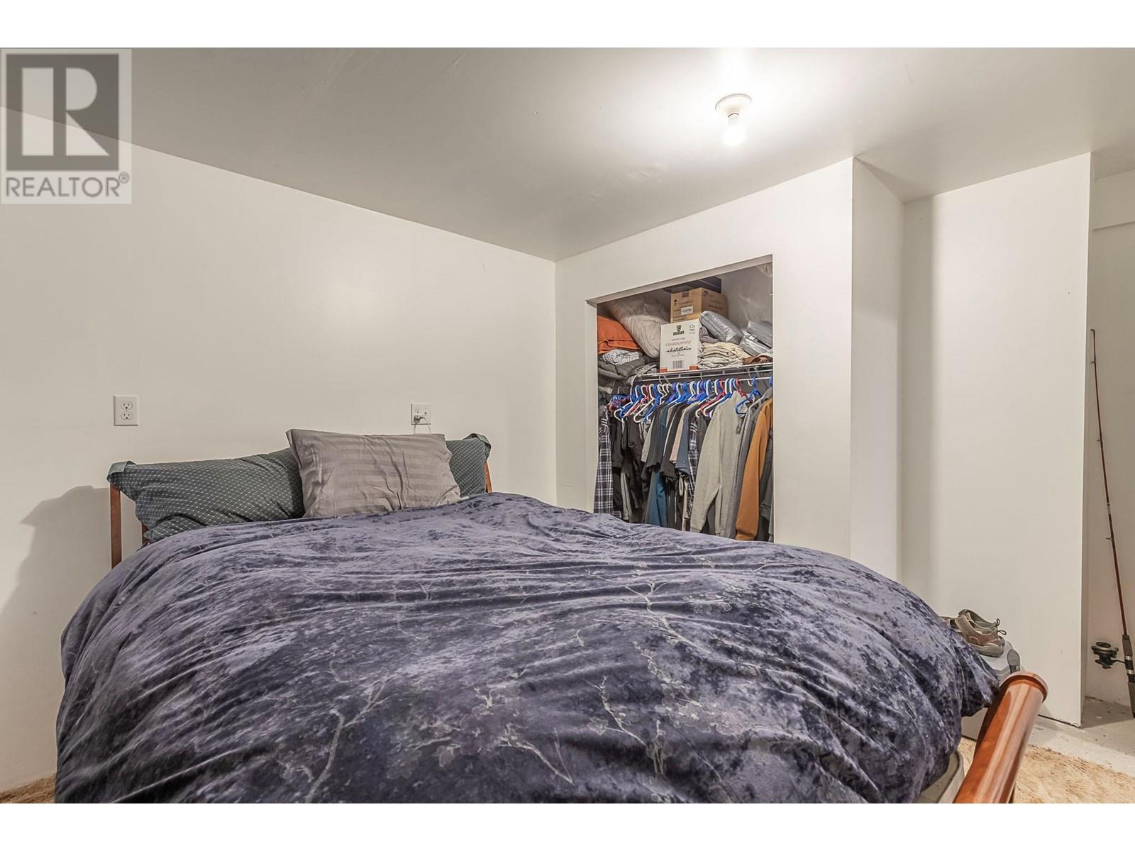43 Hall Road, Enderby