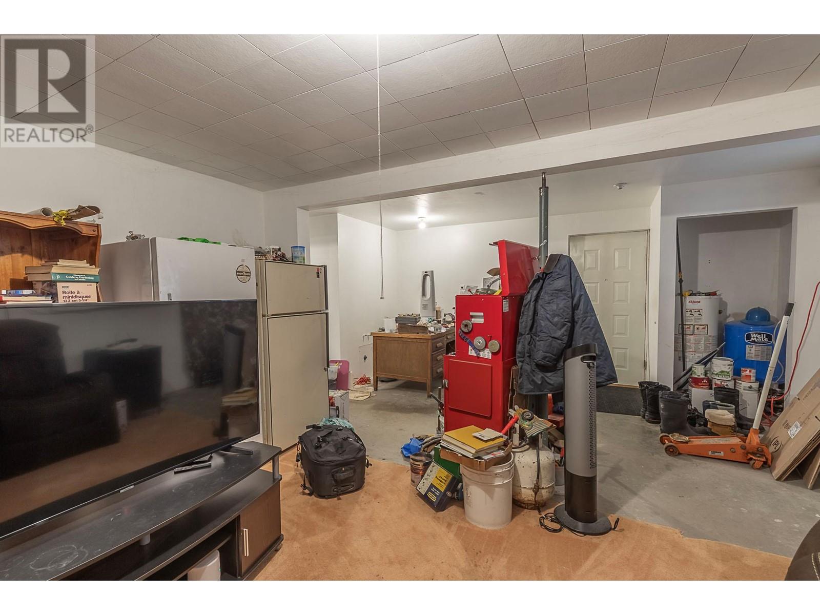 43 Hall Road, Enderby