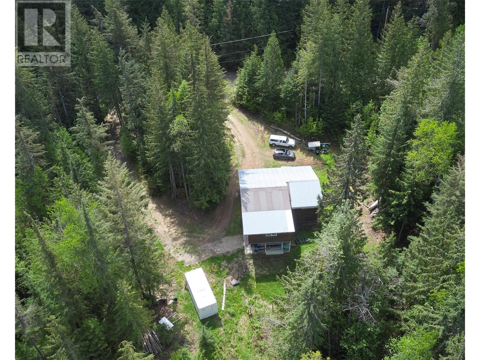 43 Hall Road, Enderby