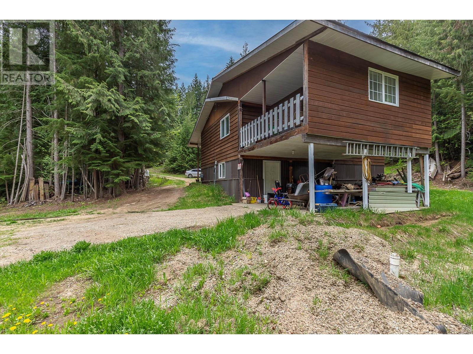 43 Hall Road, Enderby