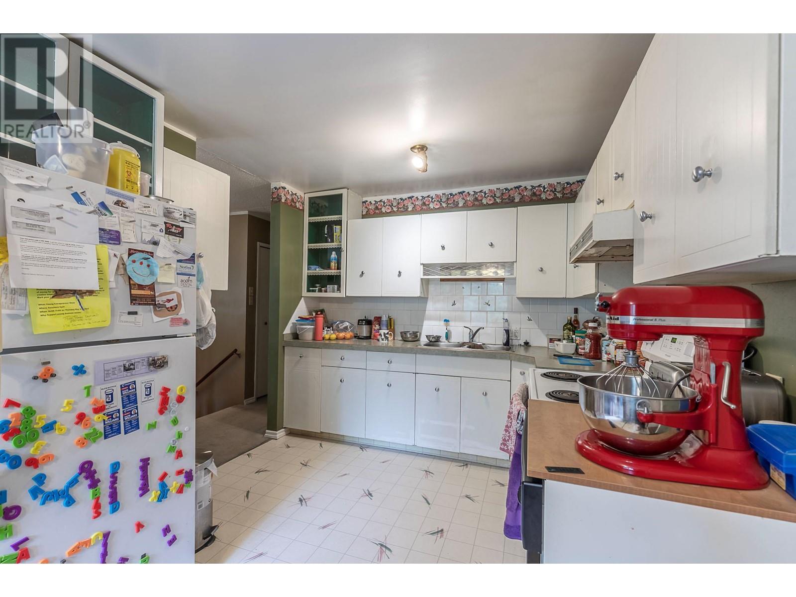 43 Hall Road, Enderby