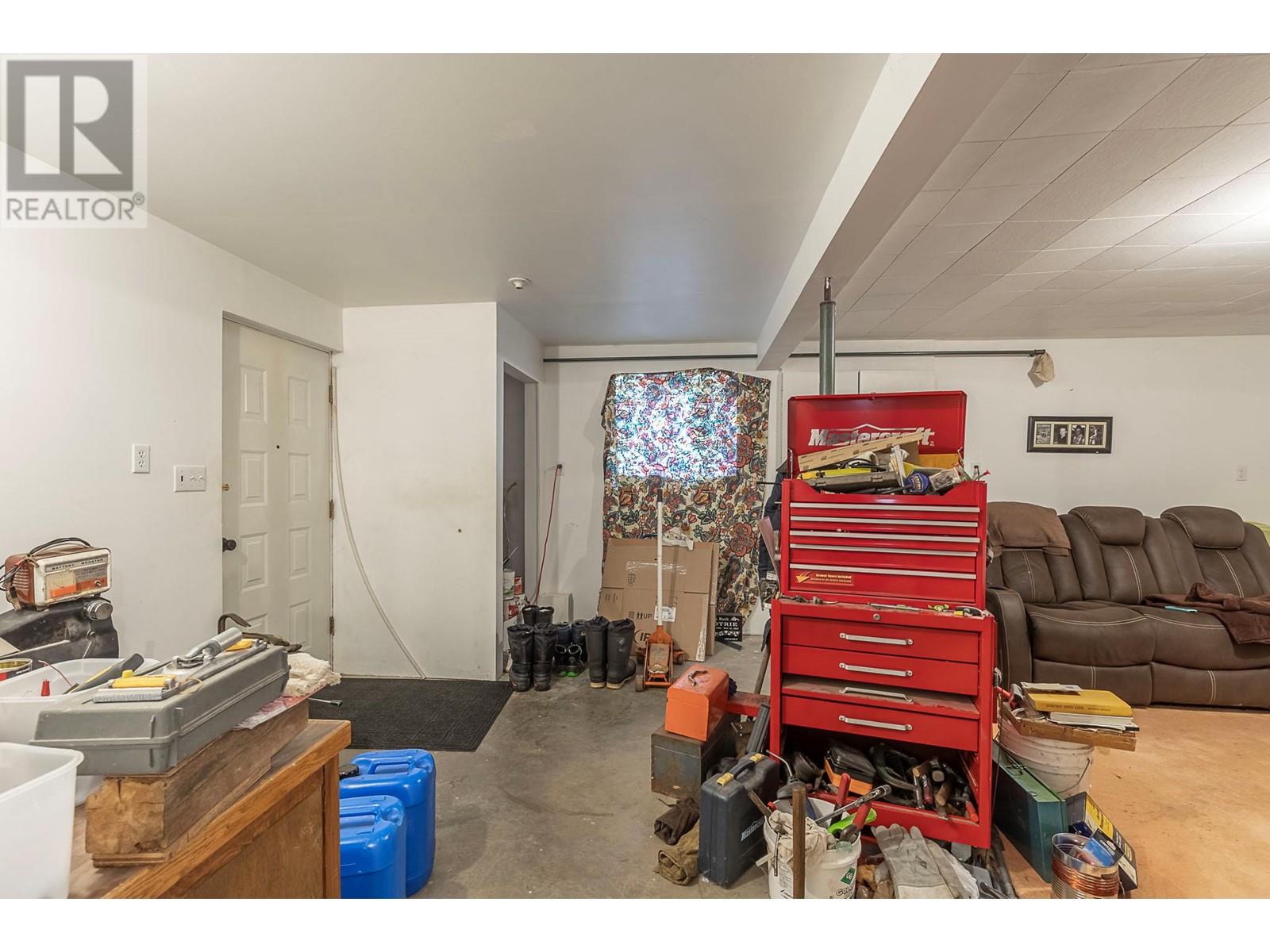 43 Hall Road, Enderby