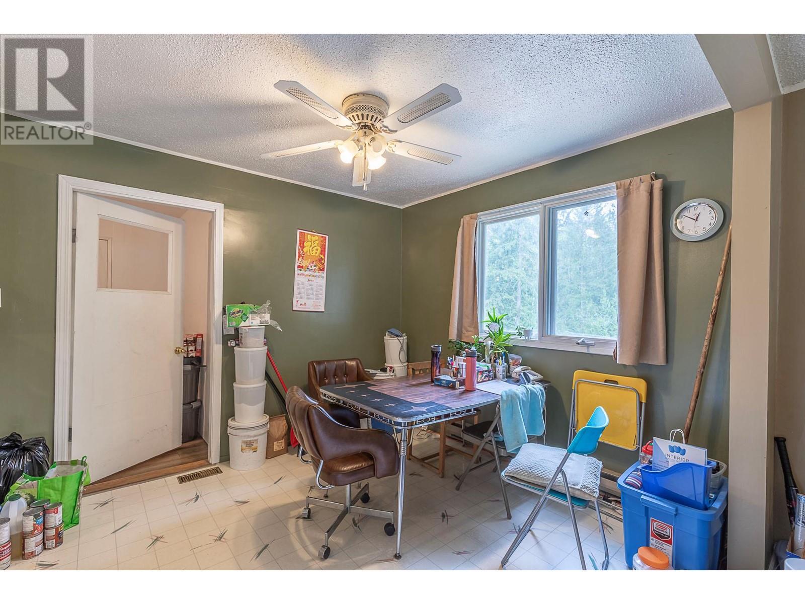 43 Hall Road, Enderby