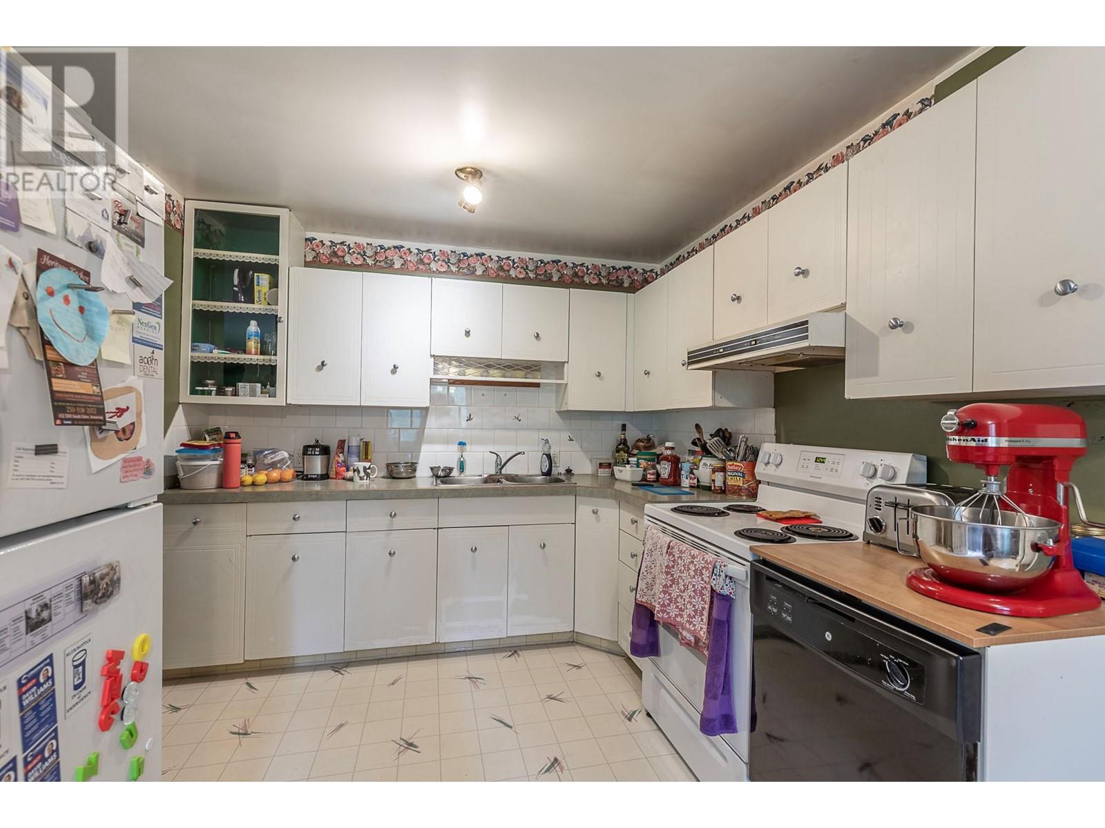 43 Hall Road, Enderby