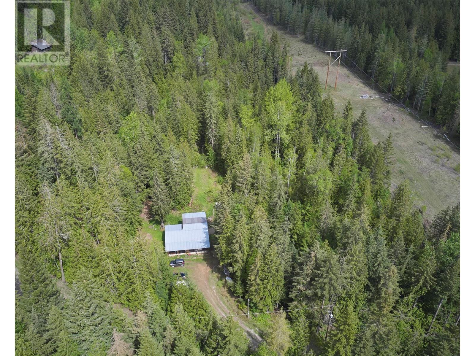 43 Hall Road, Enderby