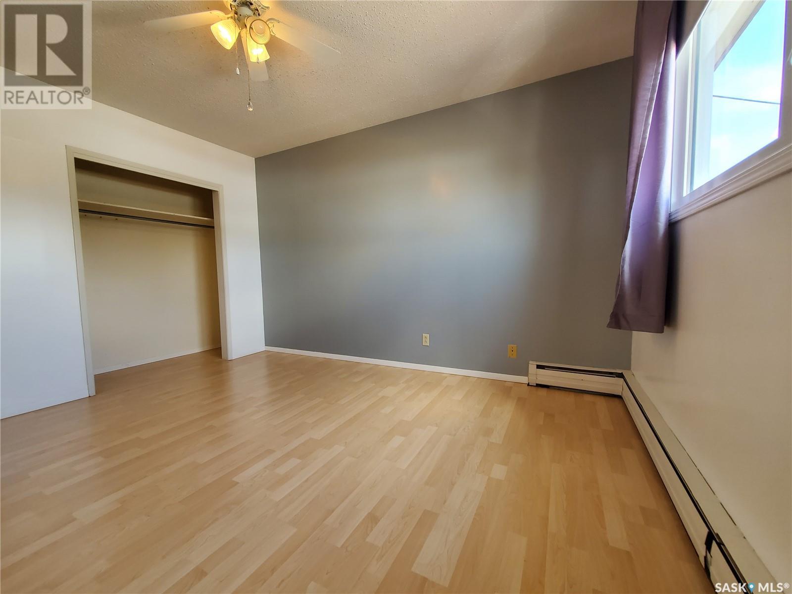 Photo 13 of 5 767 3rd Avenue Nw, Swift Current SK