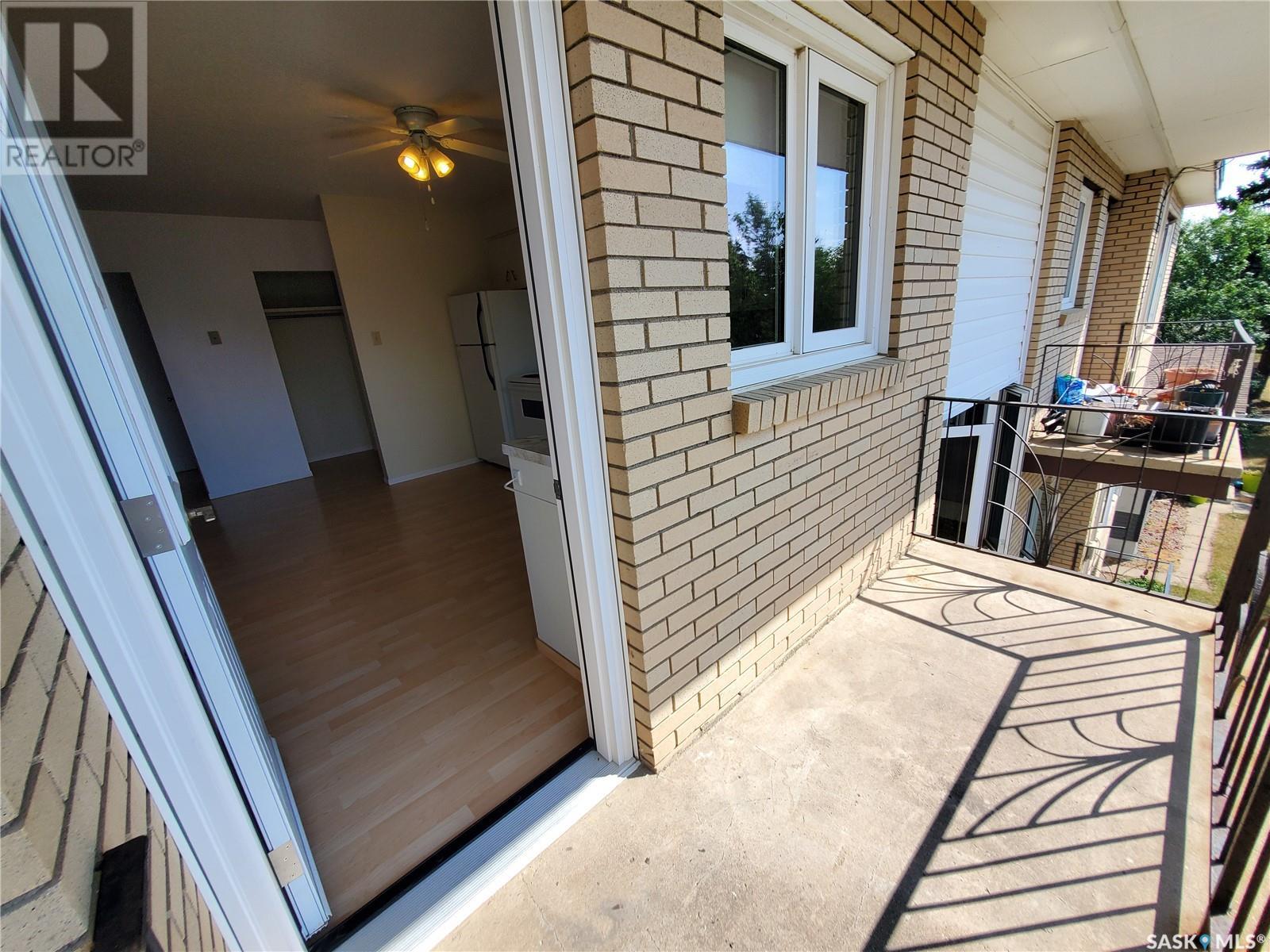 Photo 15 of 5 767 3rd Avenue Nw, Swift Current SK
