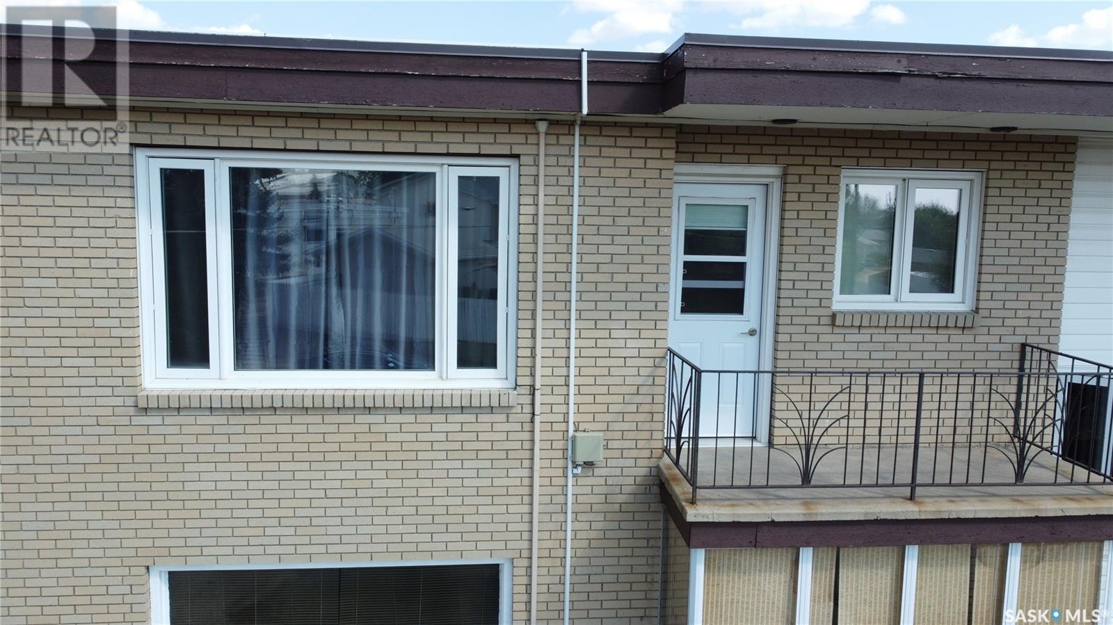 Photo 19 of 5 767 3rd Avenue Nw, Swift Current SK