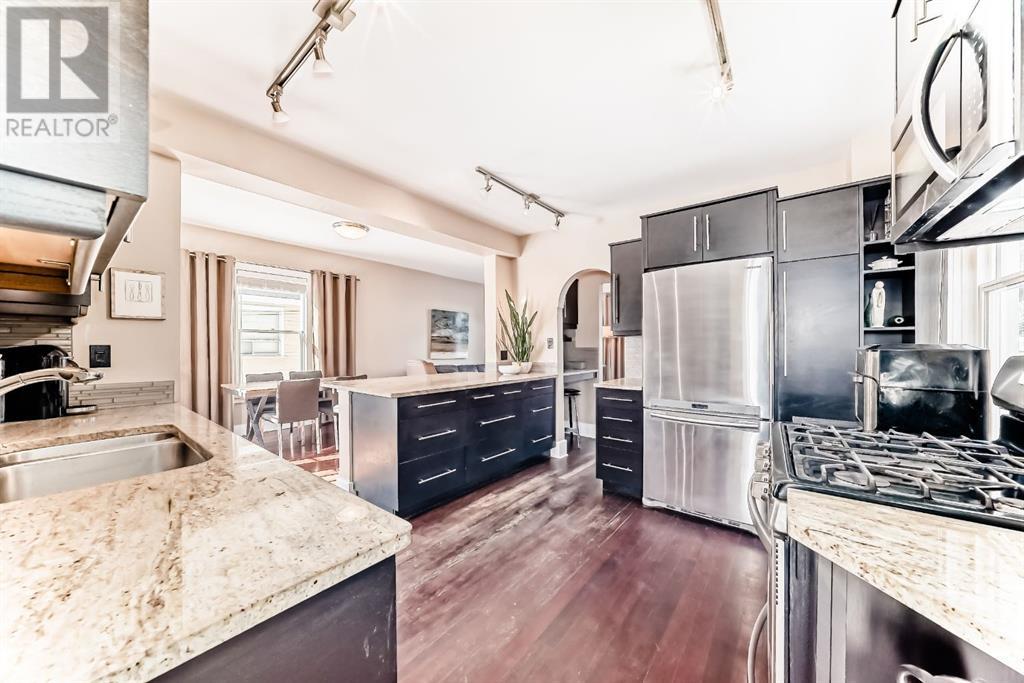 Single Family House for Sale in   Avenue SW Altadore Calgary 