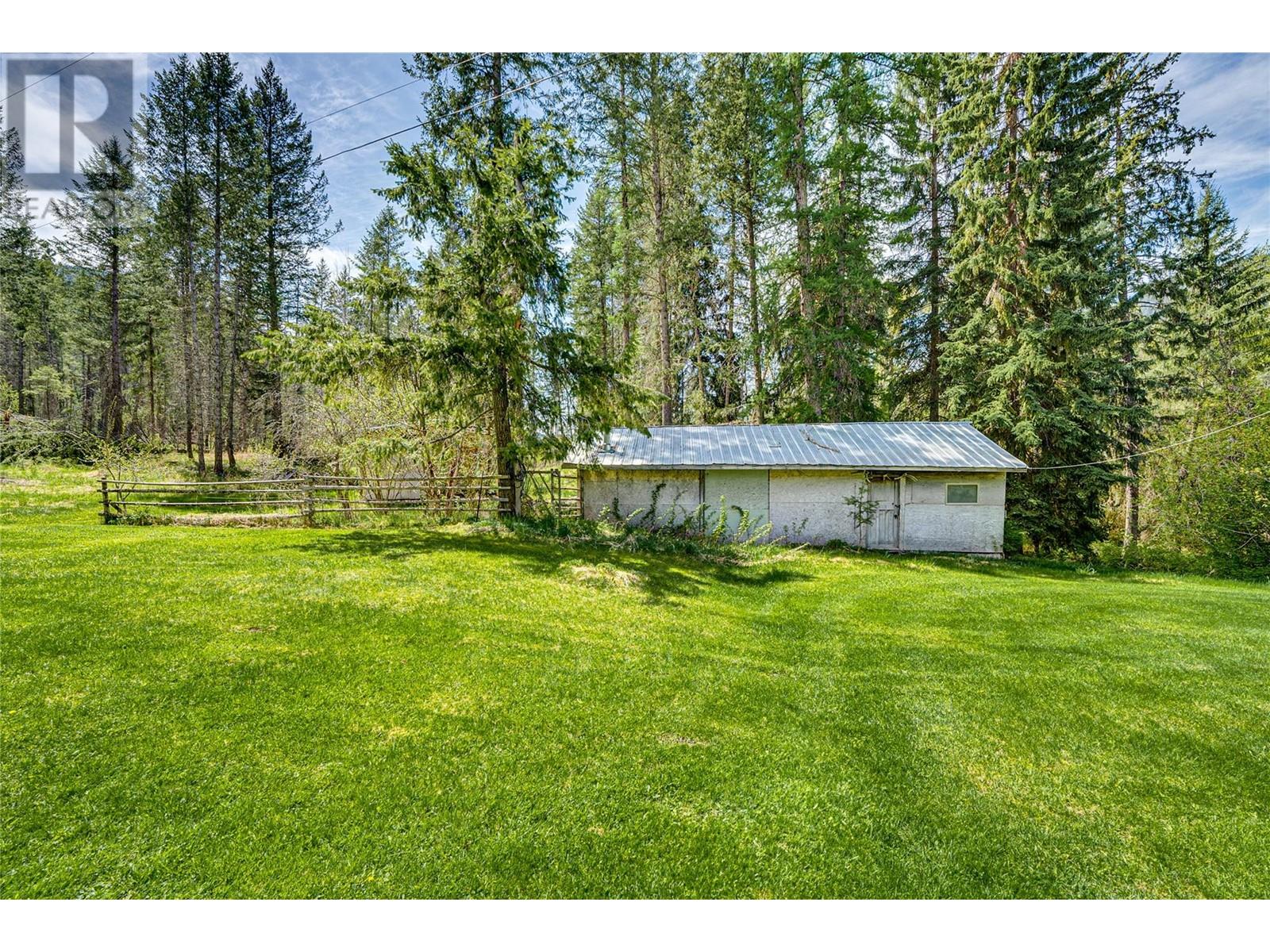 3315 Fiva Creek Road S, Westbridge