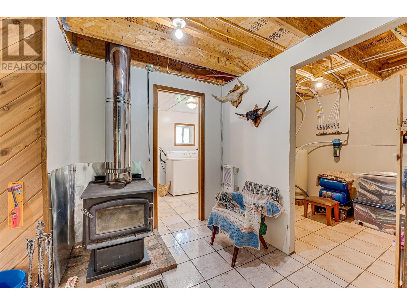 3315 Fiva Creek Road S, Westbridge