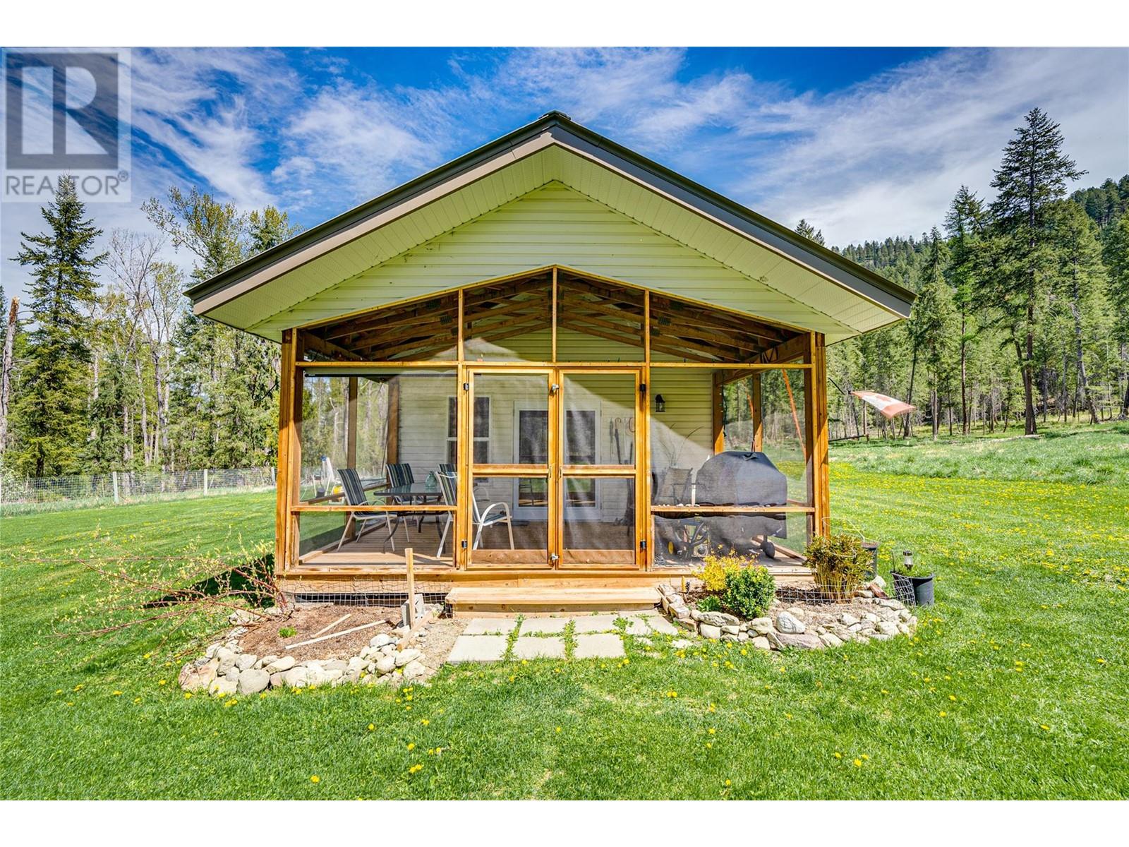 3315 Fiva Creek Road S, Westbridge
