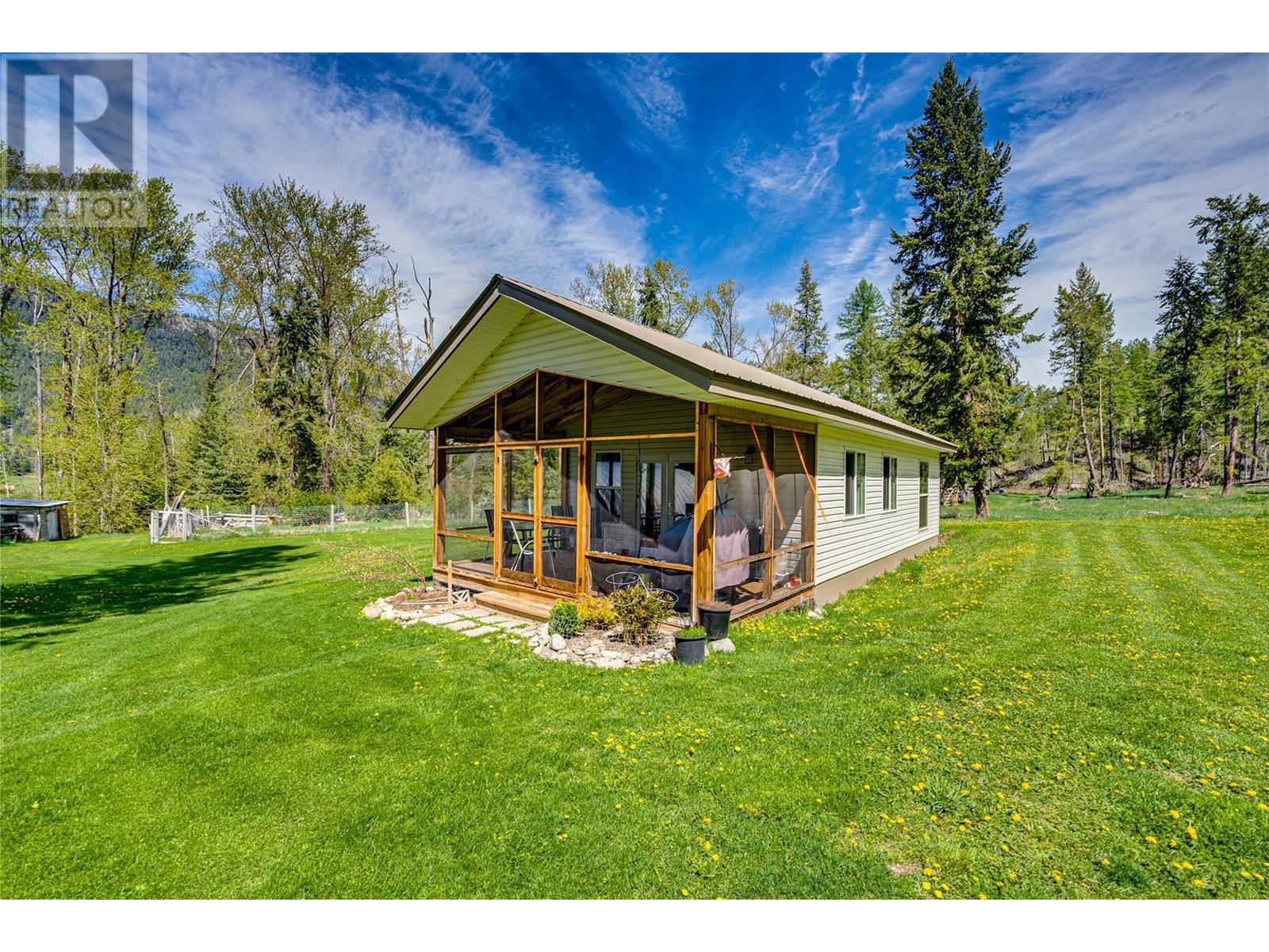 3315 Fiva Creek Road S, Westbridge