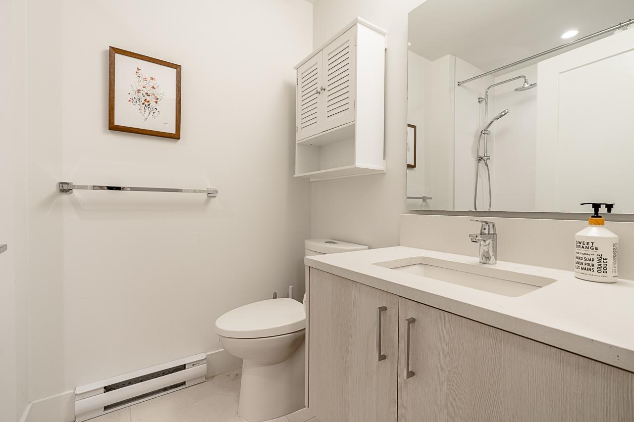 Photo 22 of 2 9718 161 A Street, Surrey BC