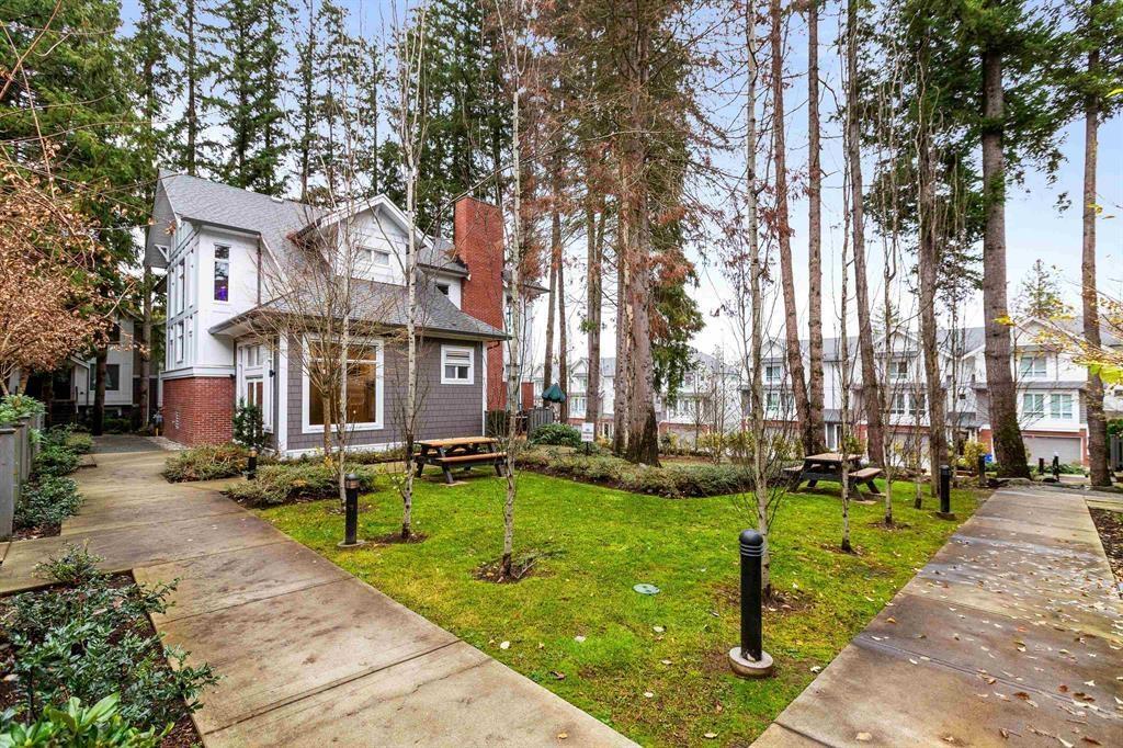 Photo 33 of 2 9718 161 A Street, Surrey BC