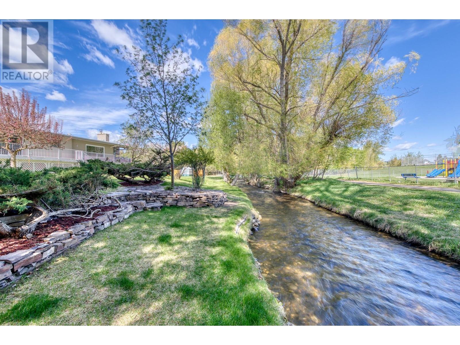 1700 6 Street S, Cranbrook