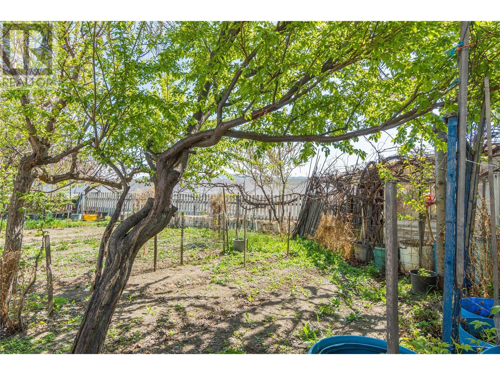 Photo 11 of 1449 Ord Road, Kamloops BC
