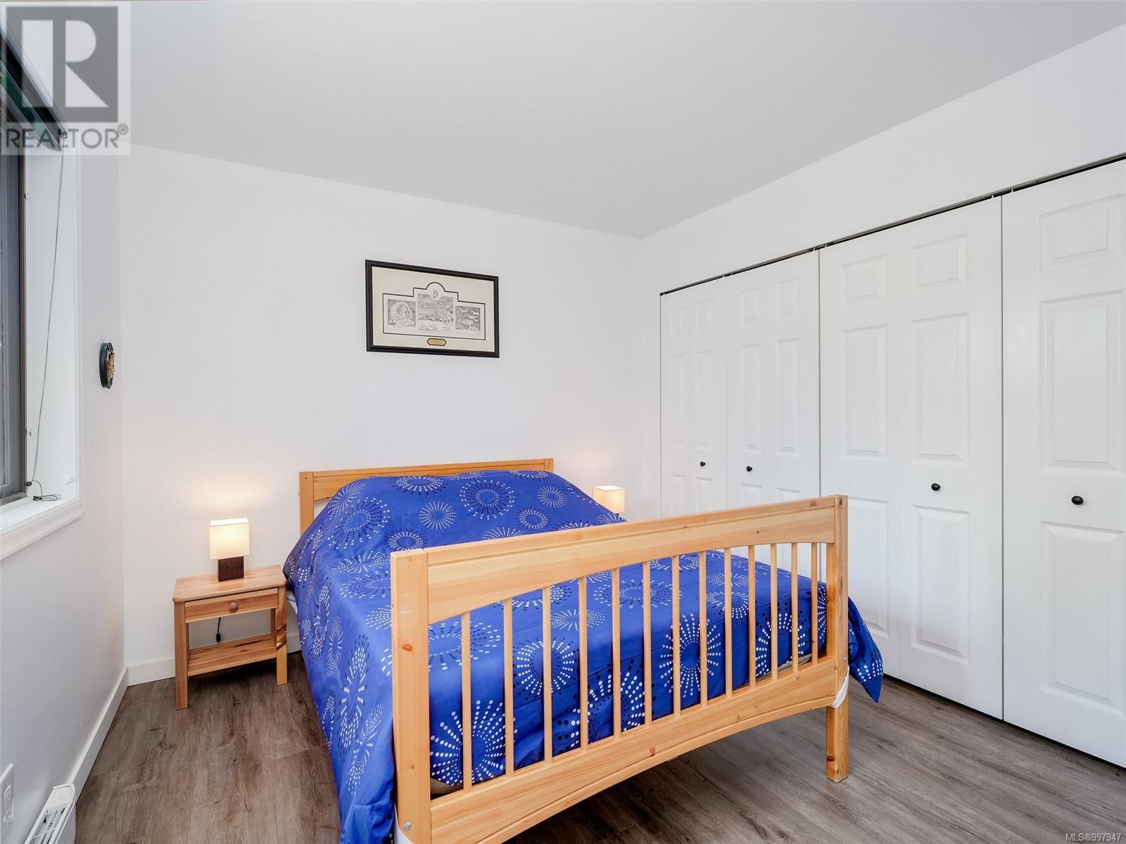 28 2353 Harbour Road, Sidney
