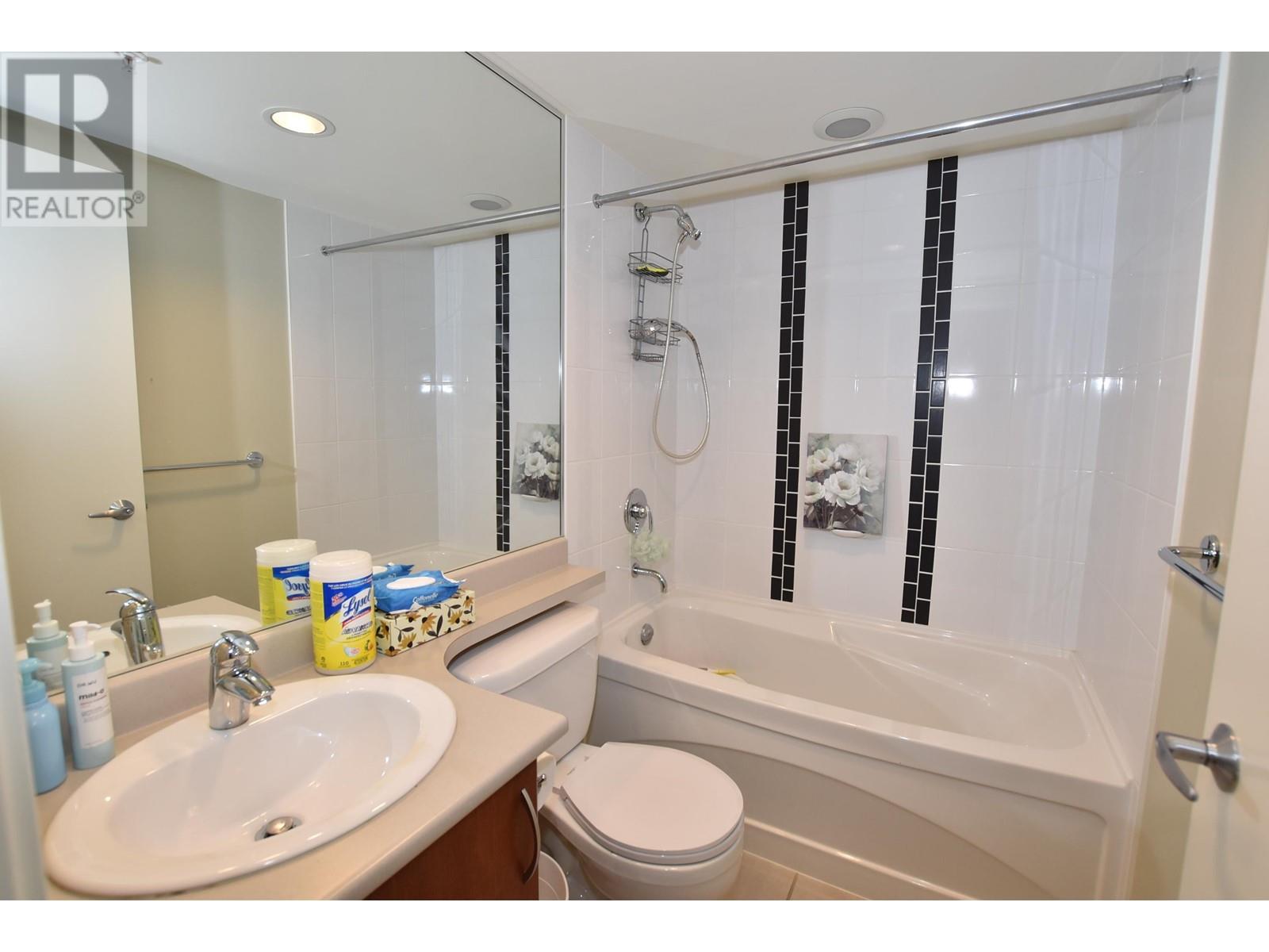 Photo 15 of 2803 7108 Collier Street, Burnaby BC