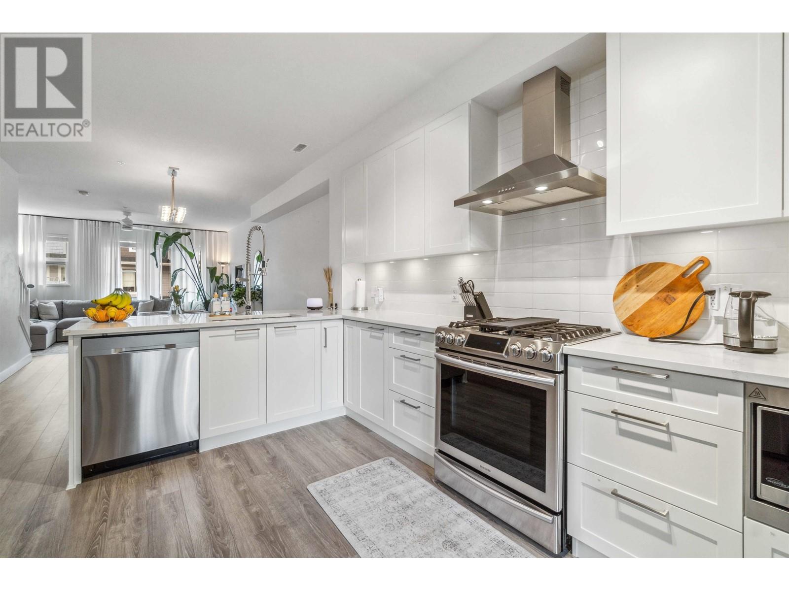 Photo 22 of 16 2145 Prairie Avenue, Port Coquitlam BC
