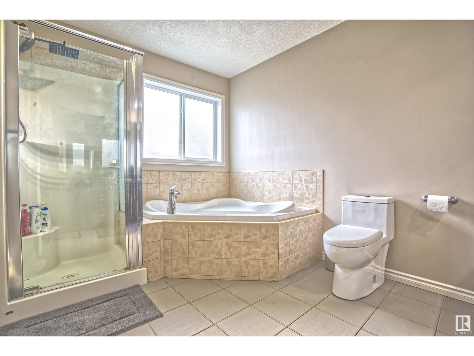 Photo 16 of 10627 180 Av Nw, Edmonton AB