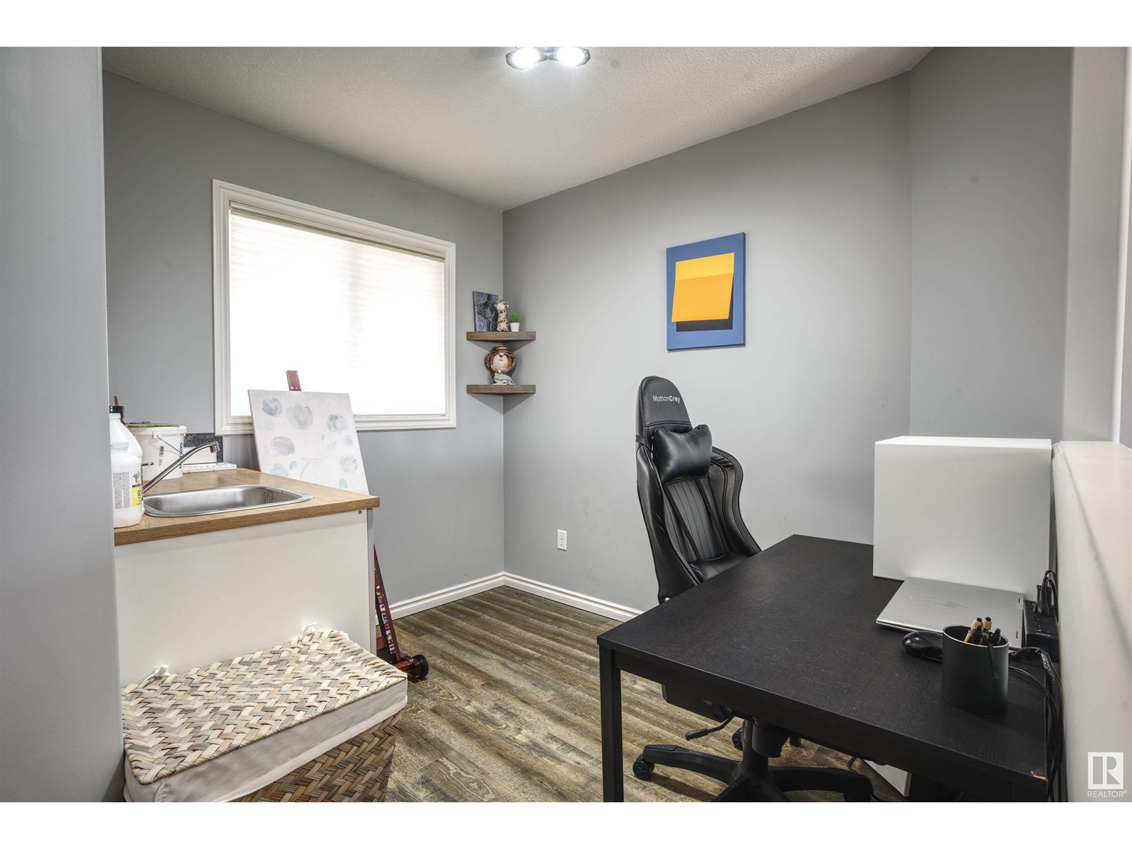 Photo 1 of 10627 180 Av Nw, Edmonton AB