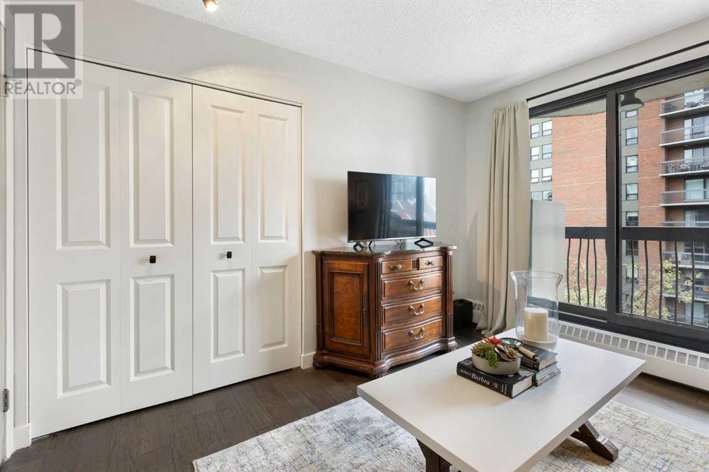 Single Family House for Sale in    Avenue SW Beltline Calgary 