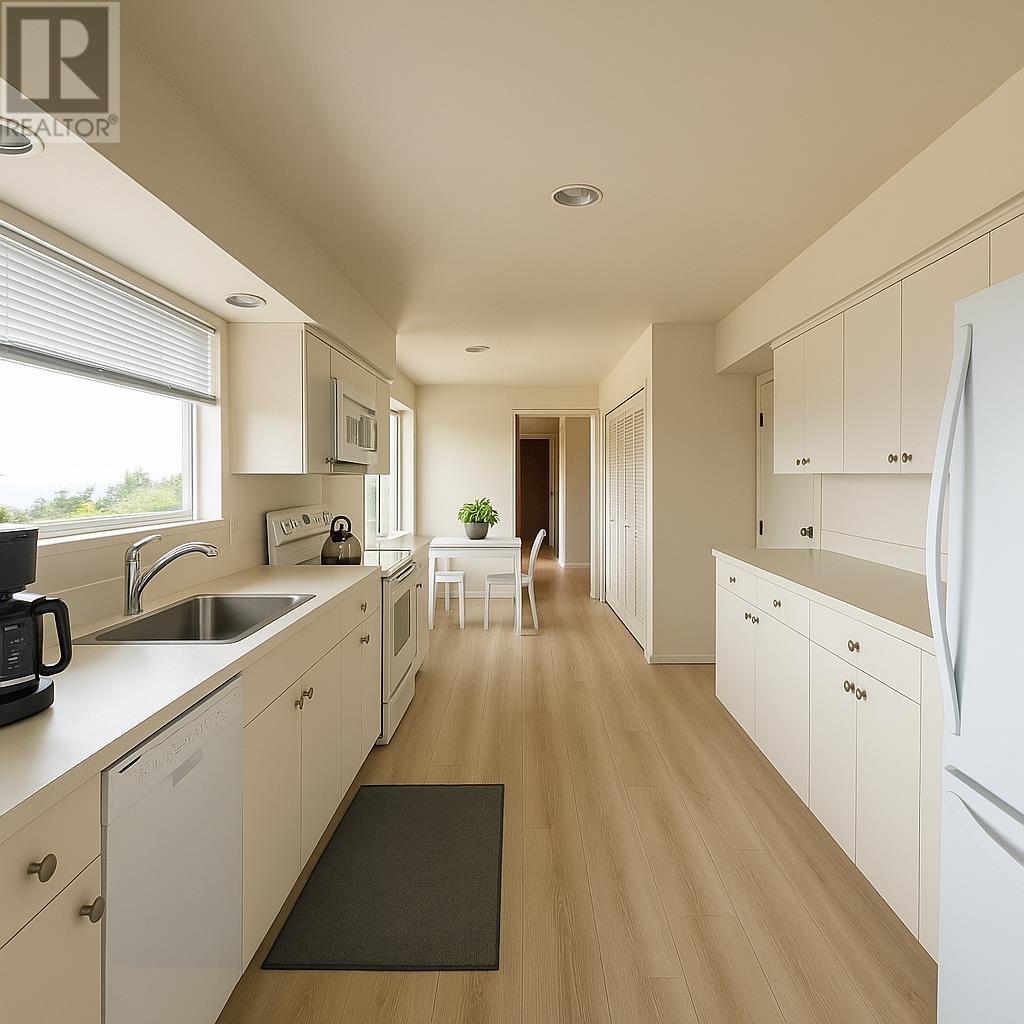 875 EYREMOUNT DRIVE, West Vancouver