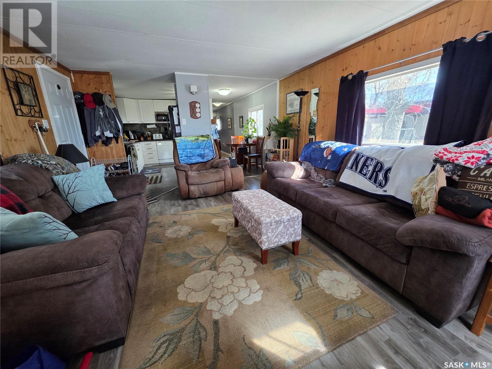 Photo 5 of 29 701 11 Th Avenue Nw, Swift Current SK